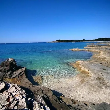 Apartmán Alluring In Near And Island