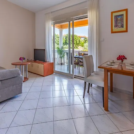 Apartament Beachside Fun Banjole